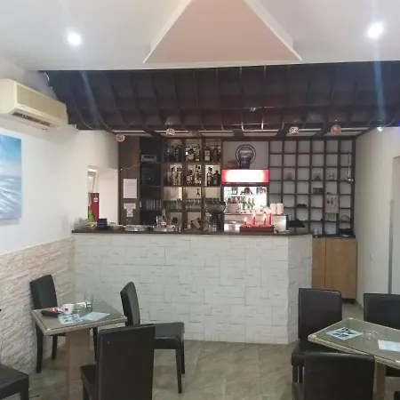 Hostel Obrovac *