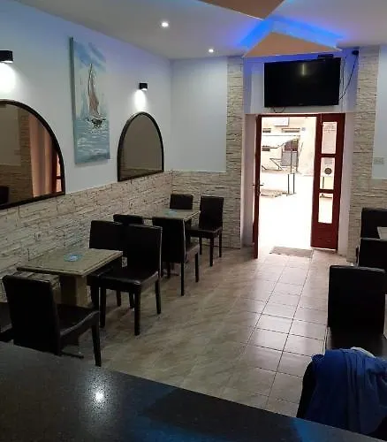 Buffet M Apartments&rooms Obrovac