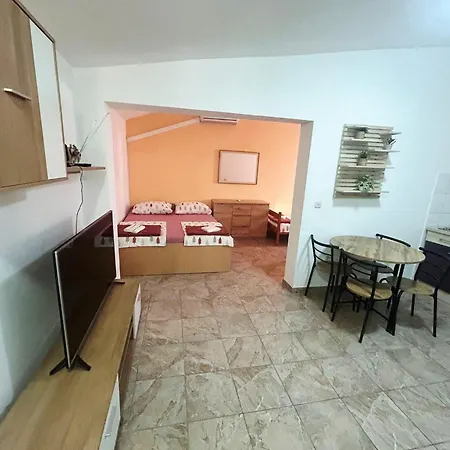 Hostel Obrovac Hostal
