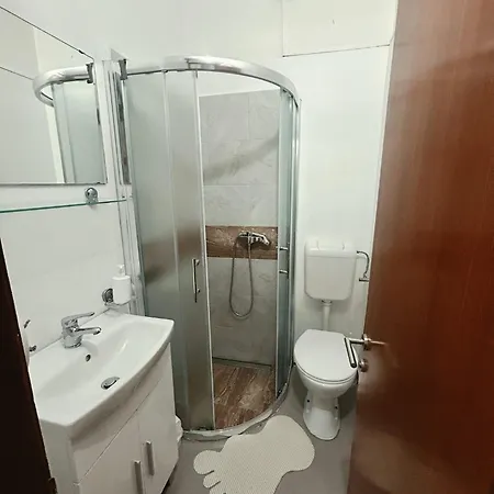 Hostel Obrovac Hostal