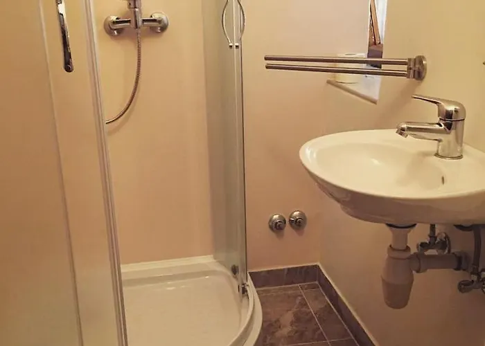 Buffet M Apartments&rooms Obrovac
